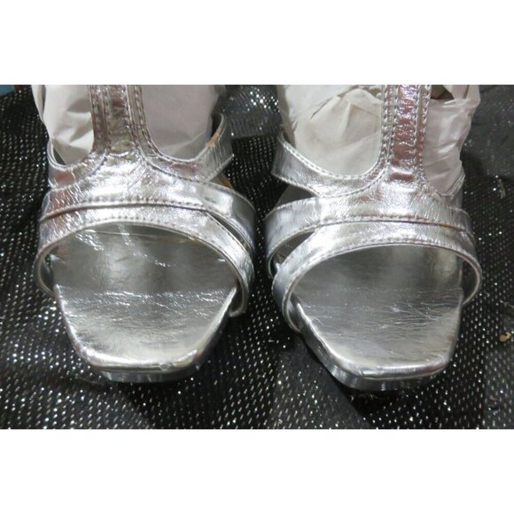 BOGO Rasolli Silver Italian Leather T strap slingback heels size 8.5 - Picture 2 of 14